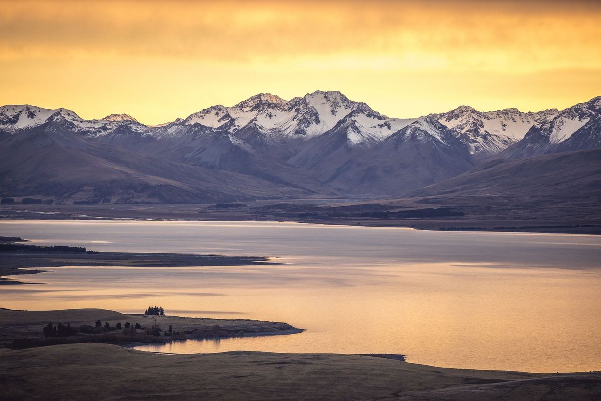 Church of the Good Shepherd on the shore of Lake Tekapo